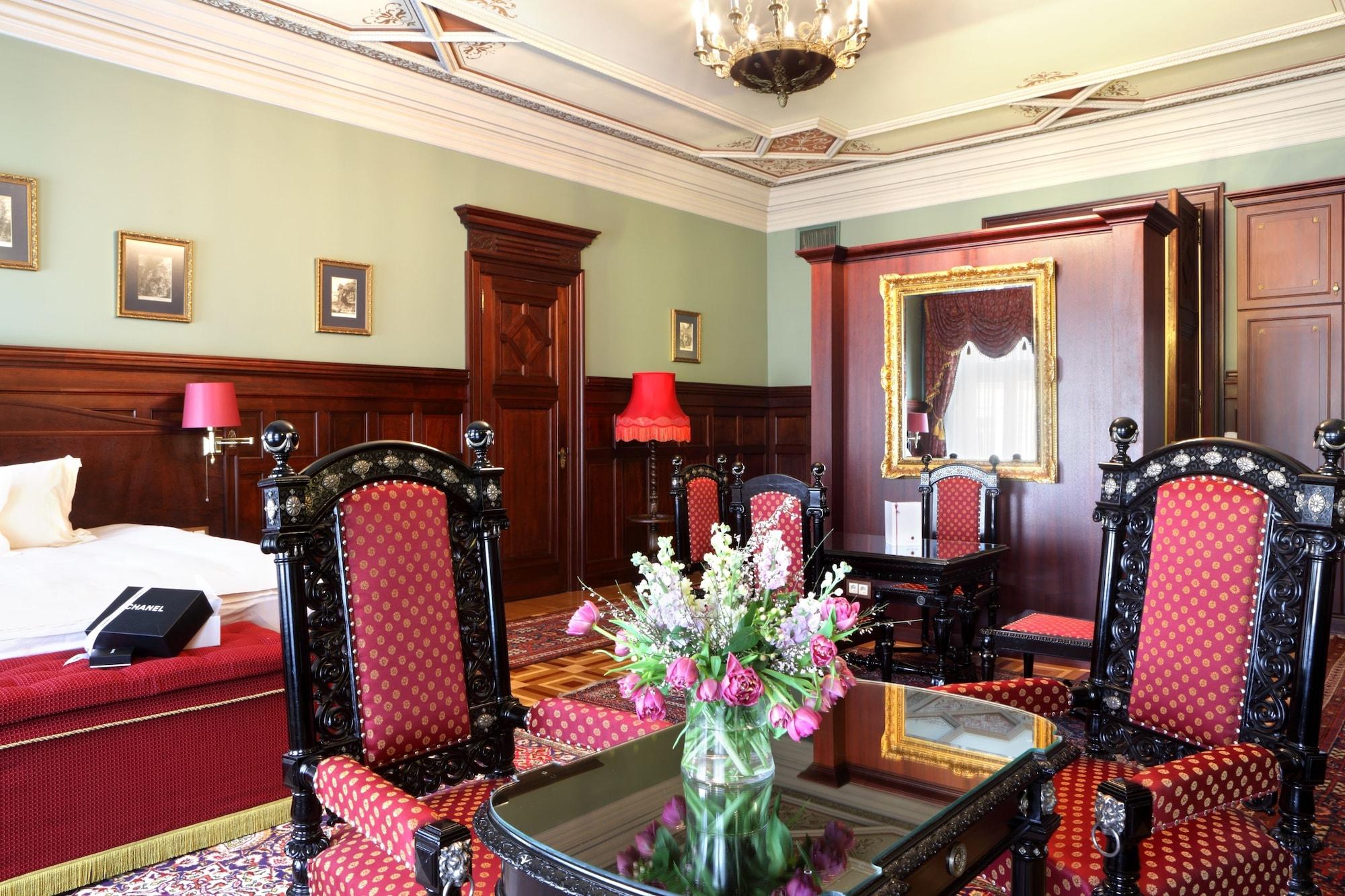 Gallery Park Hotel & Spa, A Chateaux & Hotels Collection リガ 部屋 写真
