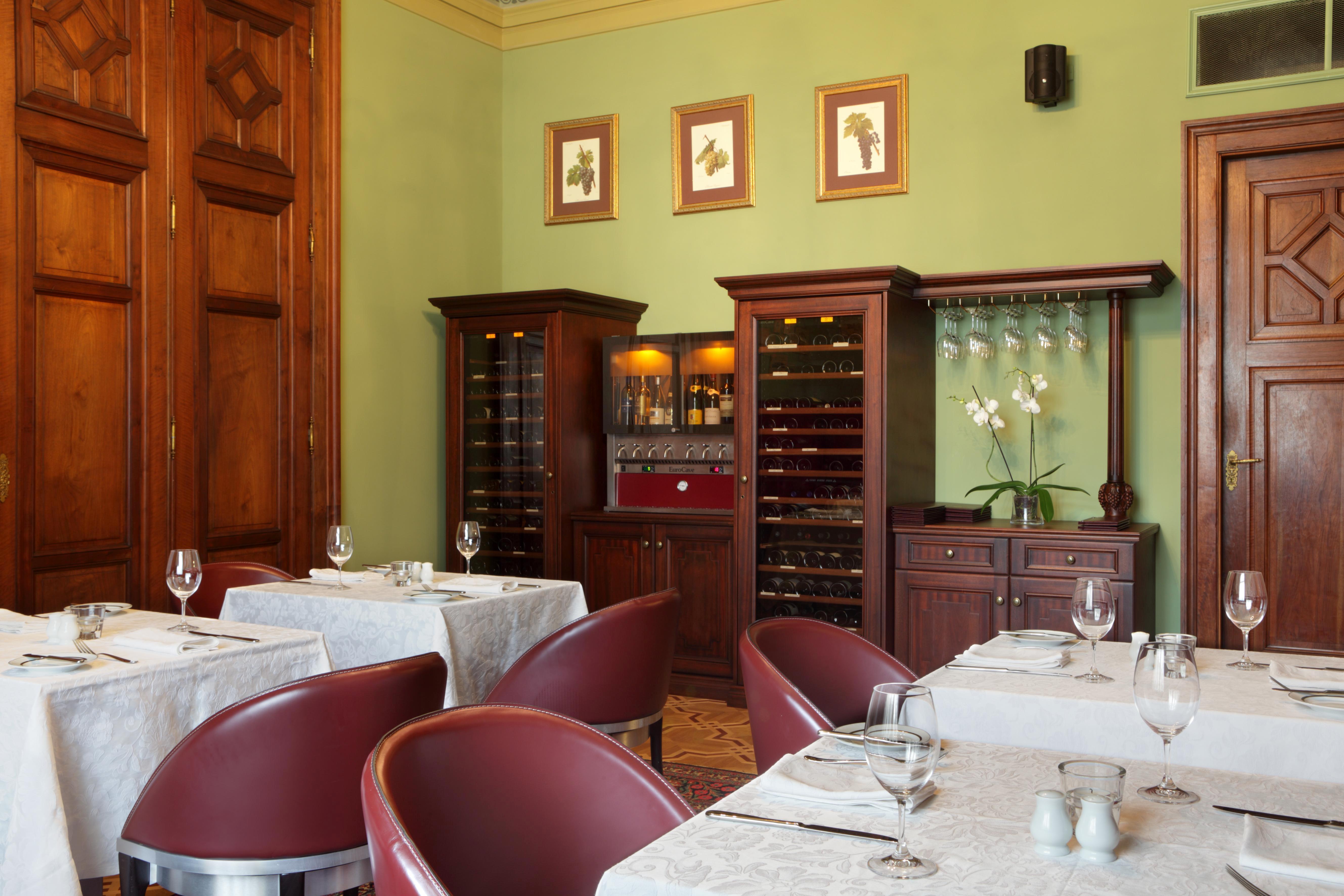 Gallery Park Hotel & Spa, A Chateaux & Hotels Collection リガ レストラン 写真